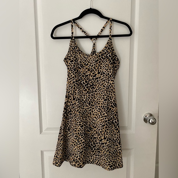 **Limited Edition** Outdoor Voices Exercise Dress - Leopard Print - Picture 4 of 8